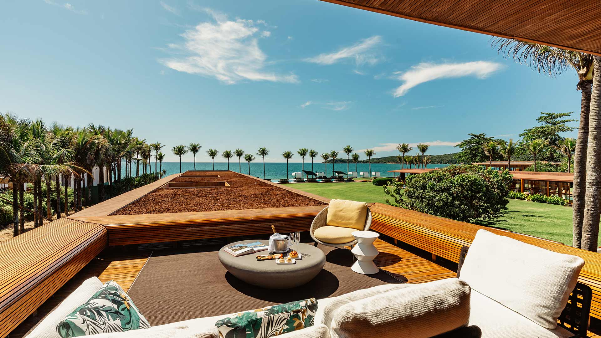 Suite Master with a sea view
